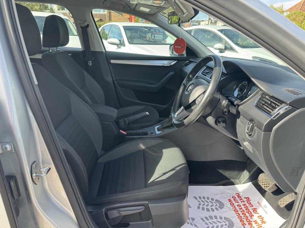 Skoda Octavia 1.4 Tsi Se L Dsg Red #15