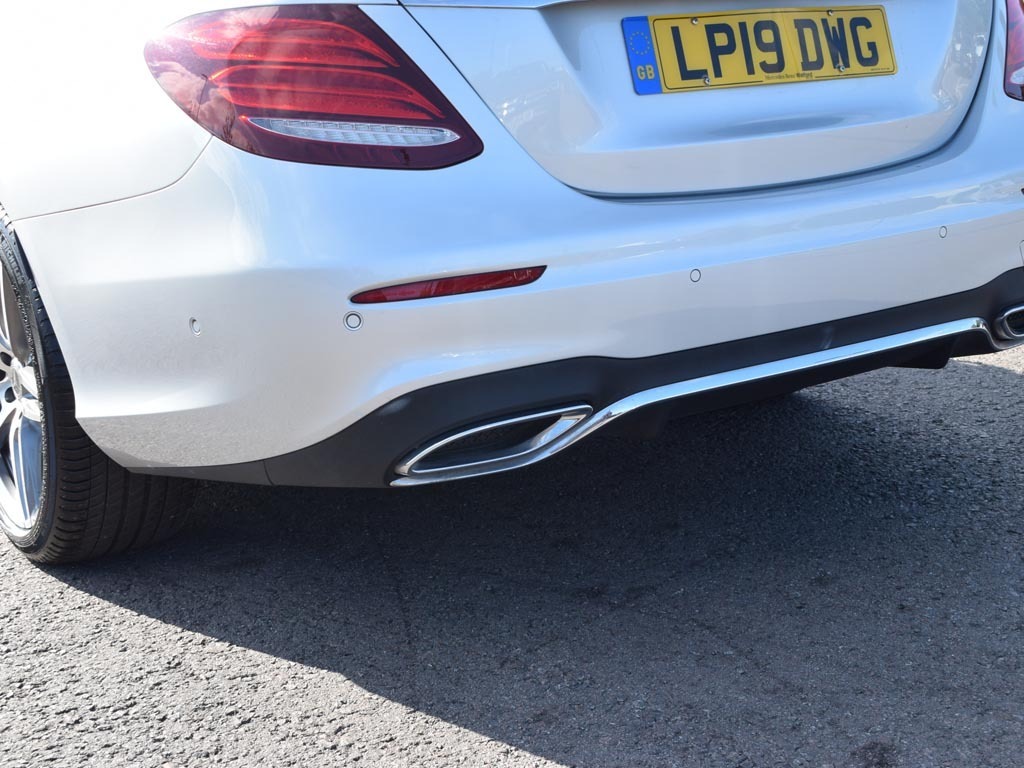 Mercedes-Benz E Class E220d Amg Line Premium 9G-tronic Silver #5