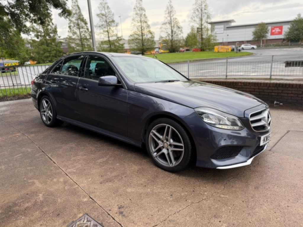 Mercedes-Benz E Class Saloon 5.5 E63 V8 Biturbo Amg Spds Mct Euro 6 Ss White #2