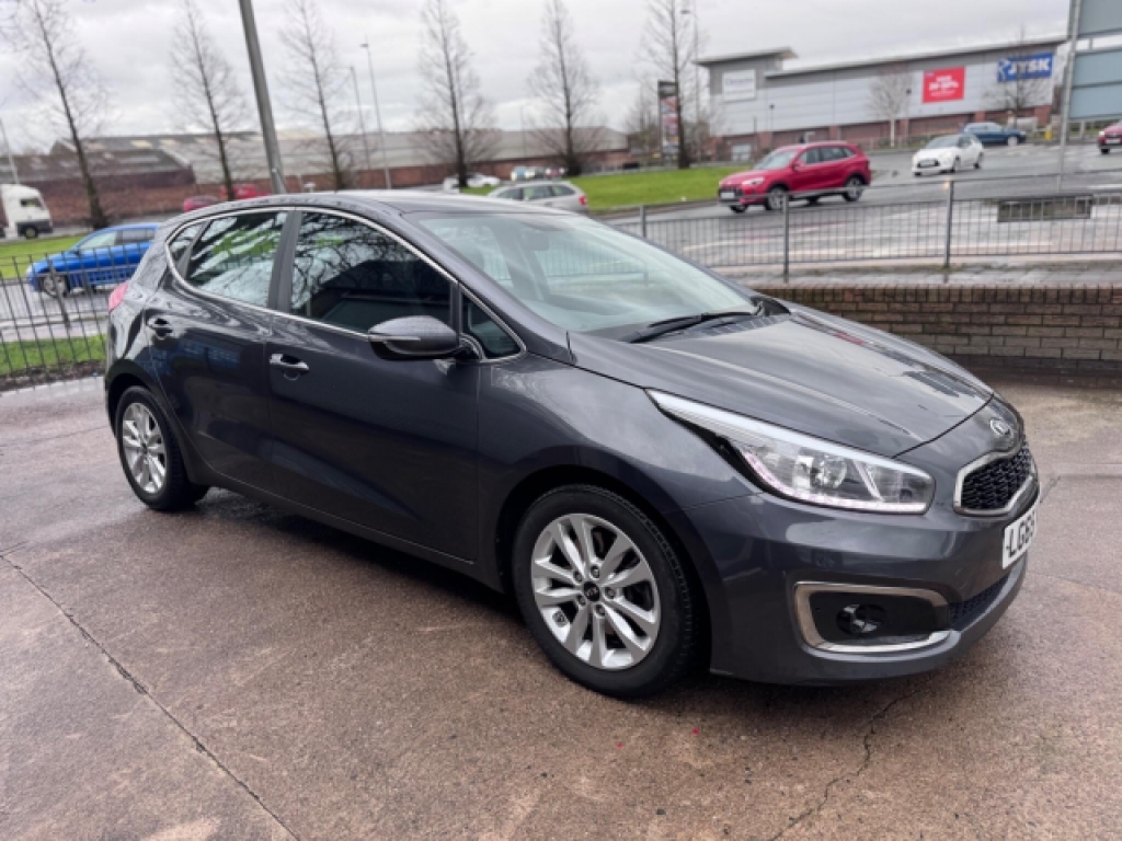 Kia Ceed 1.6 Crdi 2 Euro 6 S S Silver #2