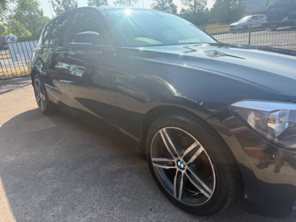 BMW 1 Series 120D Sport Edition White #6