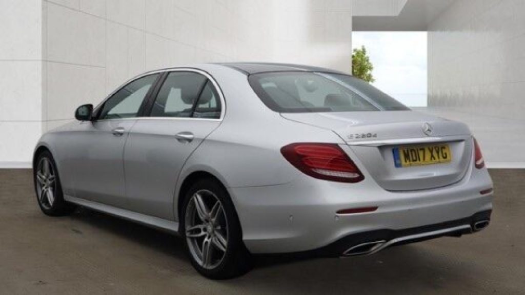 Mercedes-Benz E Class 2.0 E220d Amg Line Premium G-tronic Euro 6 S S Silver #3