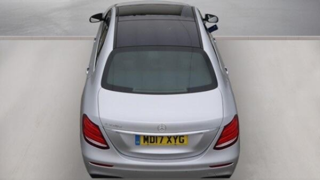 Mercedes-Benz E Class 2.0 E220d Amg Line Premium Plus G-tronic Euro 6 Black #8