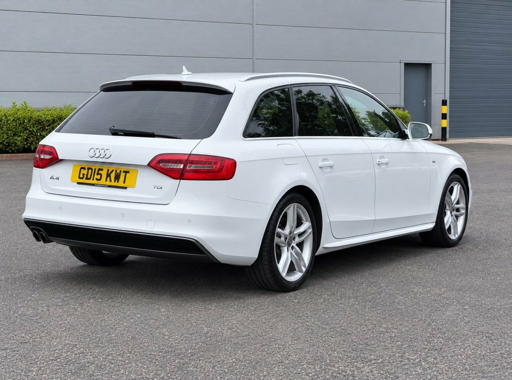 Audi A4 Avant 2L S Line White #2