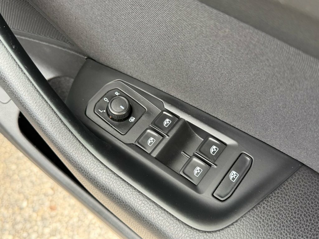 Volkswagen Passat 2.0 Tdi R-line Dsg Silver #30