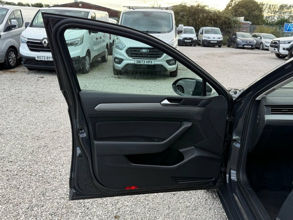 Volkswagen Passat 2.0 Tdi R-line Dsg Silver #28
