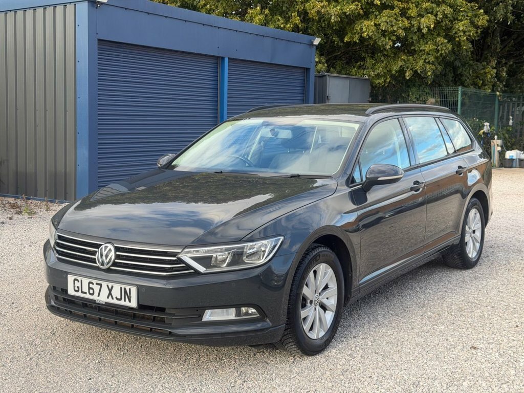 Volkswagen Passat 2L S Grey #2