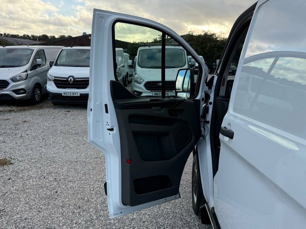 Ford Transit Custom 300 Limited L2 Lwb Double Cab In Van Fwd 2.0 Grey #22