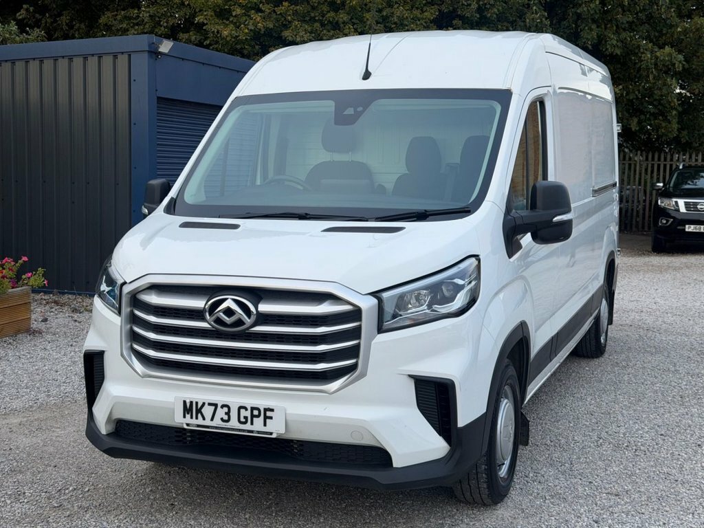 Maxus Deliver 9 Mpv White #6