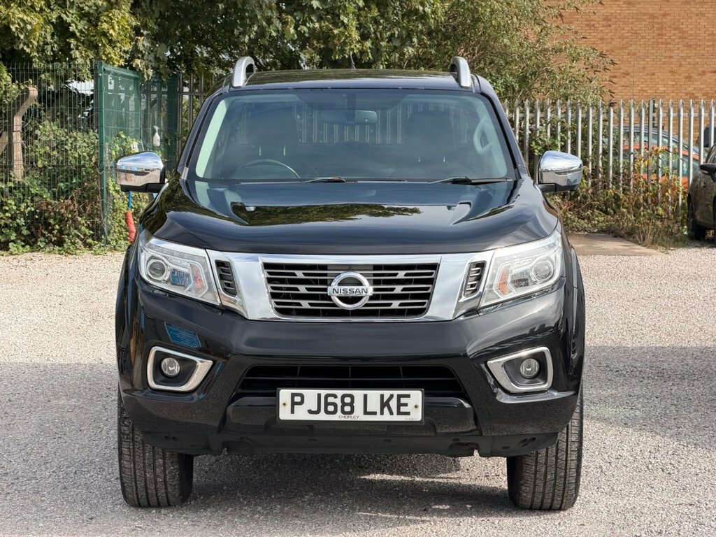Nissan Navara 2.3L Tekna Black #3