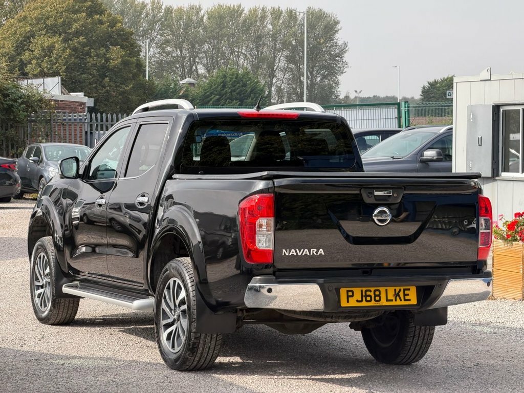 Nissan Navara 2.3L Tekna Black #4