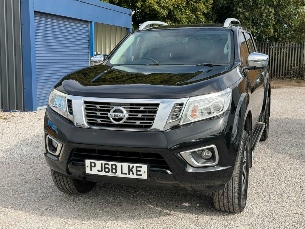 Nissan Navara 2.3L Tekna Black #4