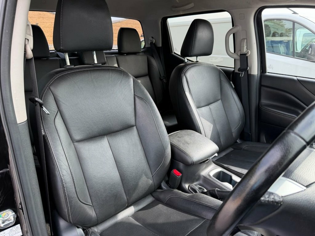 Nissan Navara 2.3L Tekna Black #6