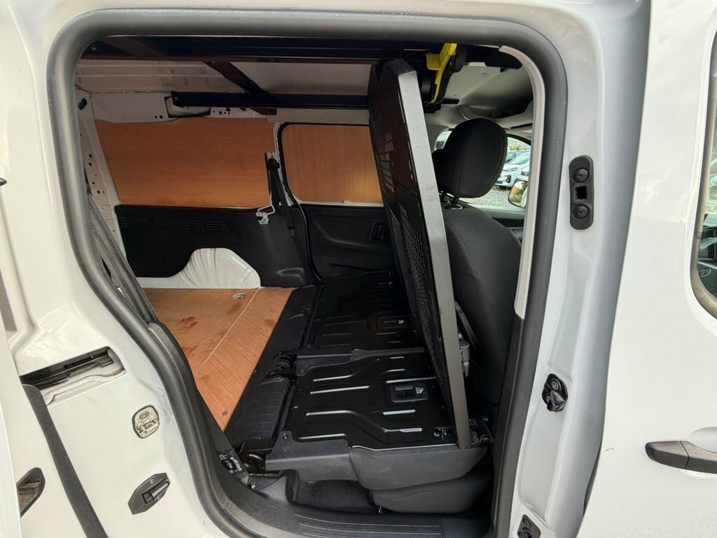 Vauxhall Combo Crg L1 2300 1.5 Tb D 130 Prme Au Silver #31