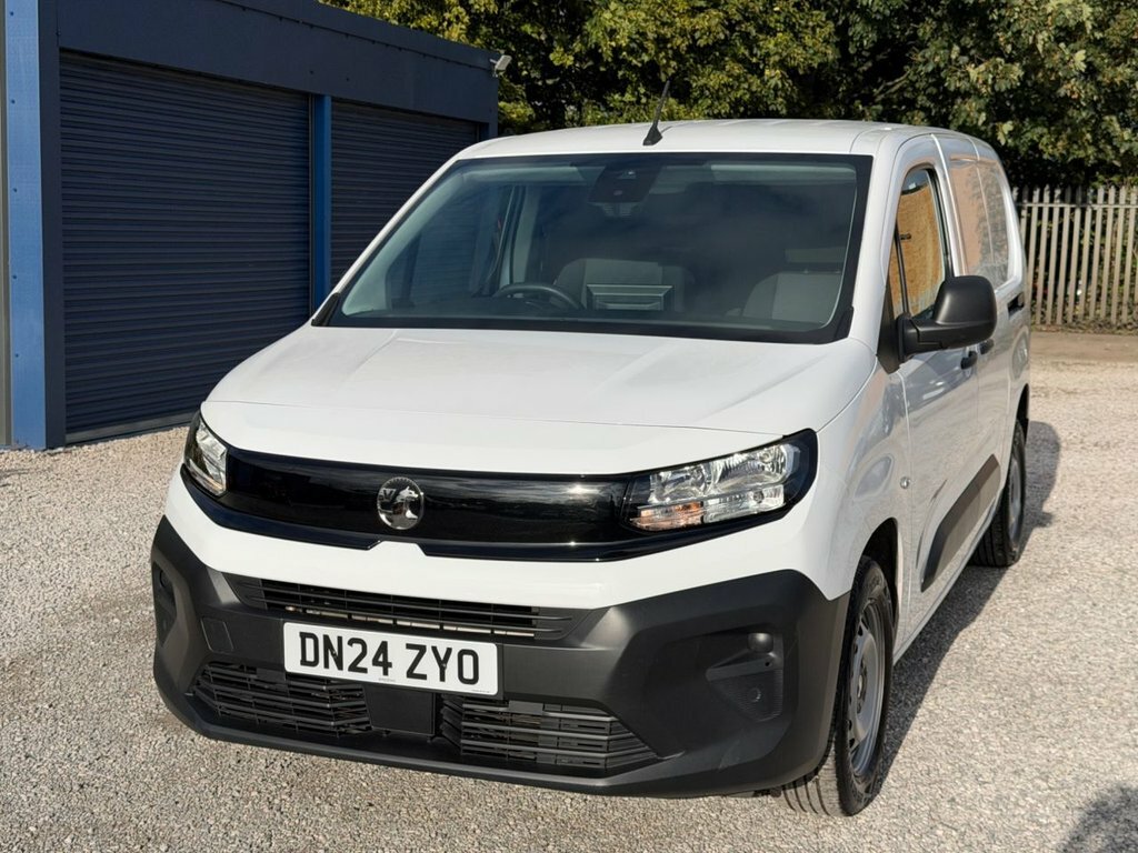 Vauxhall Combo Crg L1 2300 1.5 Tb D 130 Prme Au Silver #3