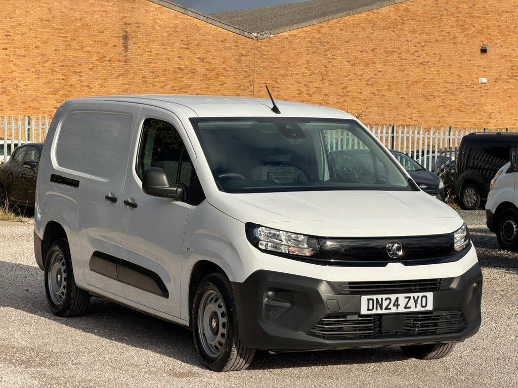 Vauxhall Combo Crg L1 2300 1.5 Tb D 130 Prme Au Silver #5