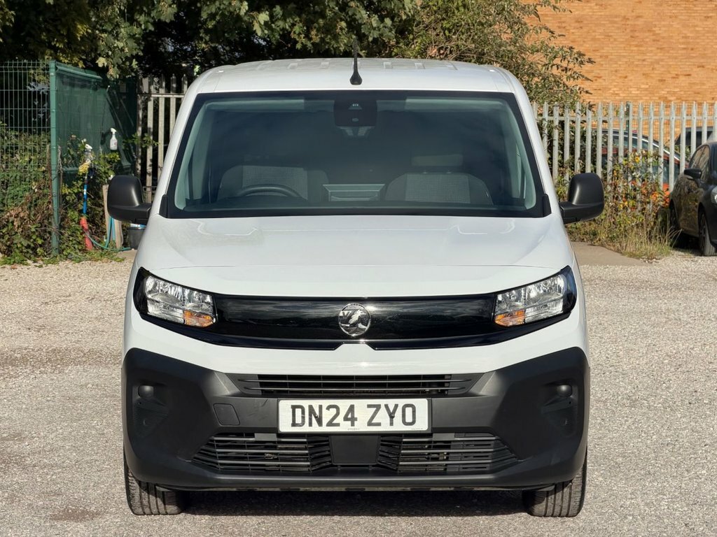 Vauxhall Combo Crg L1 2300 1.5 Tb D 130 Prme Au Silver #7