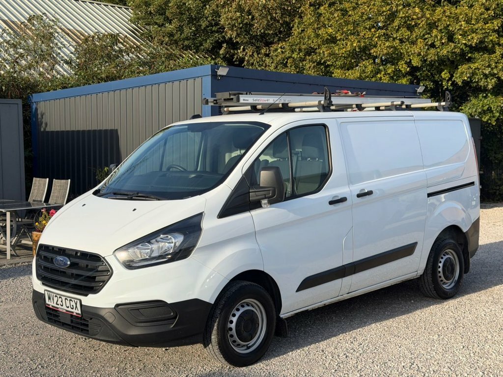 Ford Transit Custom 2L Leader White