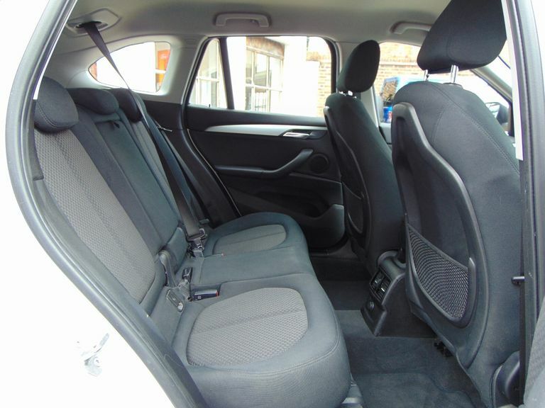 BMW X1 Xdrive 20D M Sport White #35
