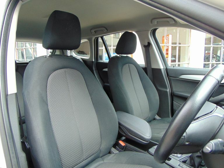 BMW X1 Xdrive 20D M Sport White #14