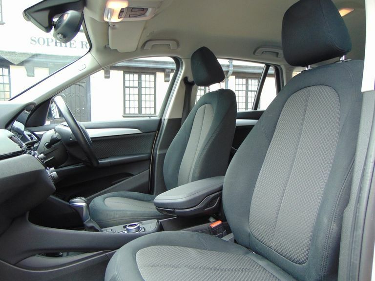 BMW X1 Xdrive 20D M Sport White #43