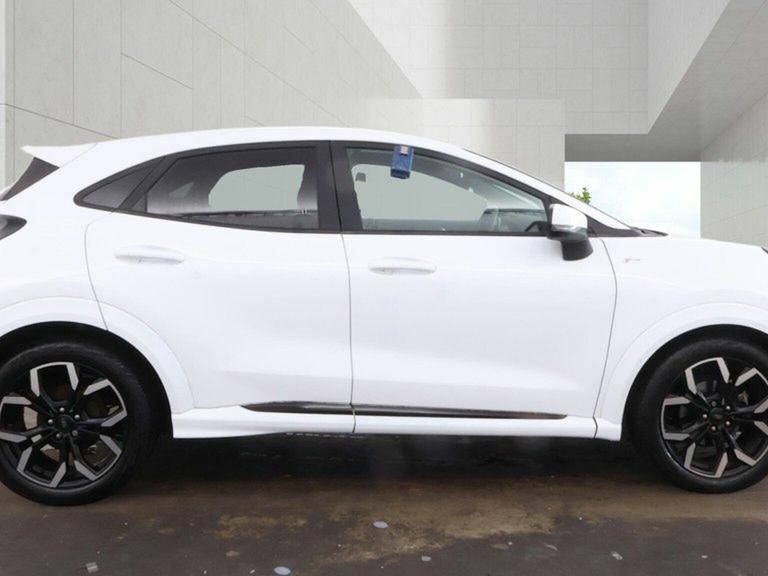 Ford Puma 1.0 Ecoboost Hybrid Mhev St-line X White