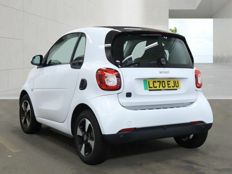 Smart Fortwo Coupe 60Kw Eq Passion Advanced 17Kwh 22Kwch White #5