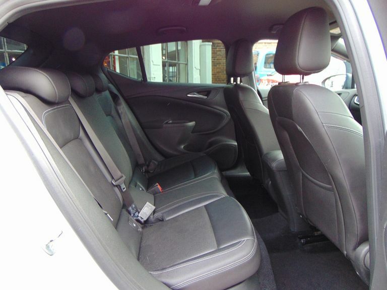 Vauxhall Astra 1.6 Cdti Ecotec Blueinjection Design Euro 6 Ss Black #31