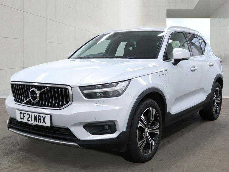 Volvo XC40 1.5 T5 Recharge Phev Inscription Pro White #4