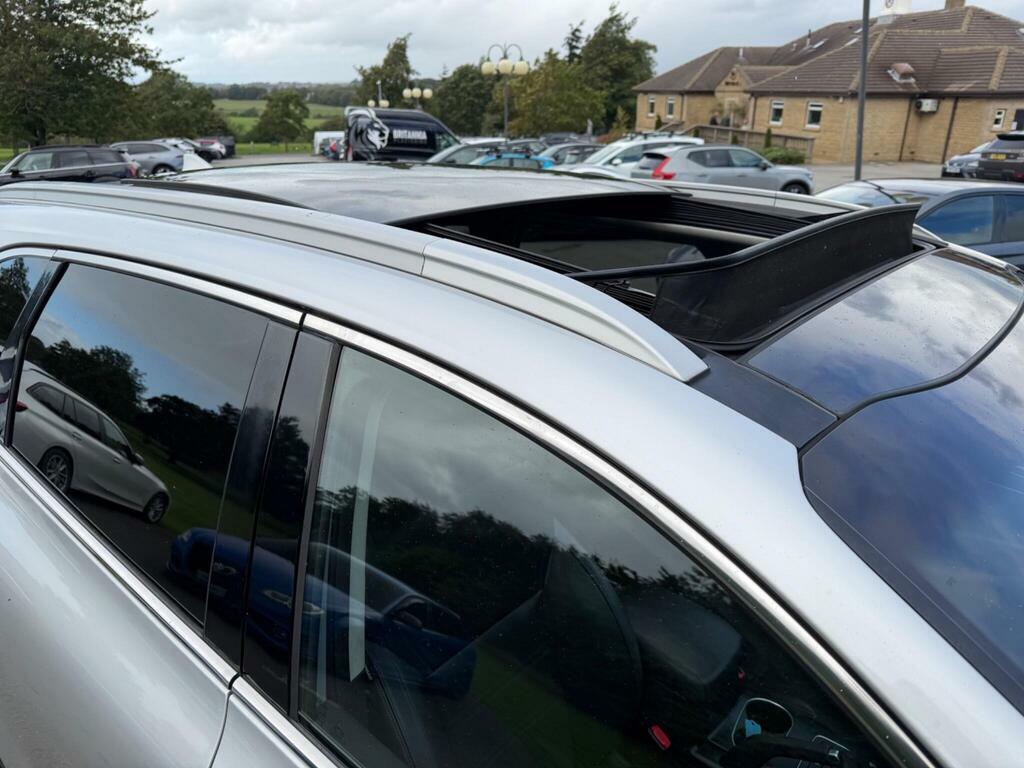 Kia Sorento 2.2 Crdi Kx-4 Isg 197 Bhp White #49