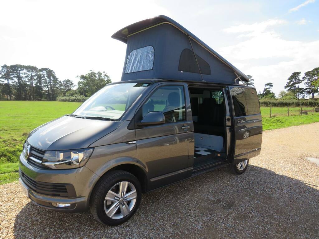 Volkswagen Transporter 2.0 Tdi Bmt 102 Highline Kombi Van Euro 6 Grey