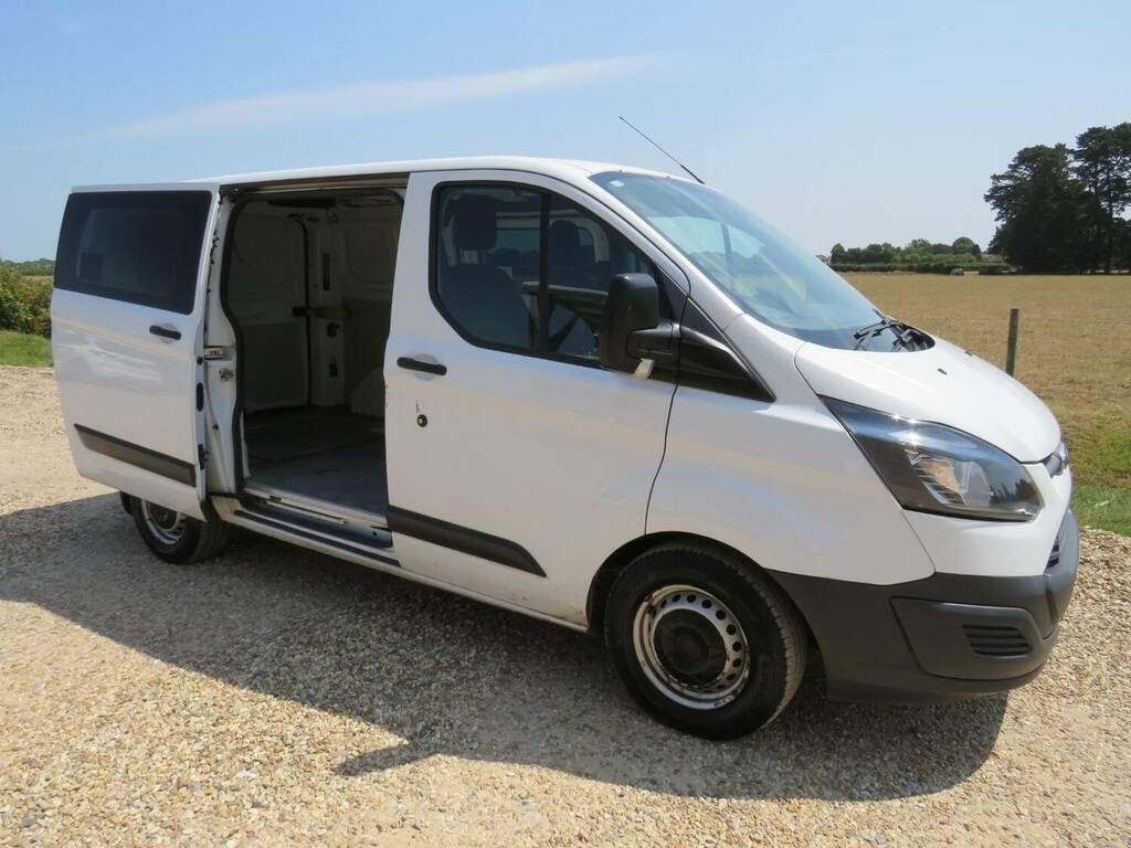 Ford Transit Custom 2.0 Tdci 105P Low Roof Van White