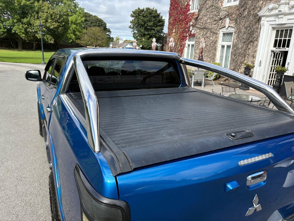 Mitsubishi L200 2.4 Di-d Dc Warrior Pickup Double Cab M Blue #4