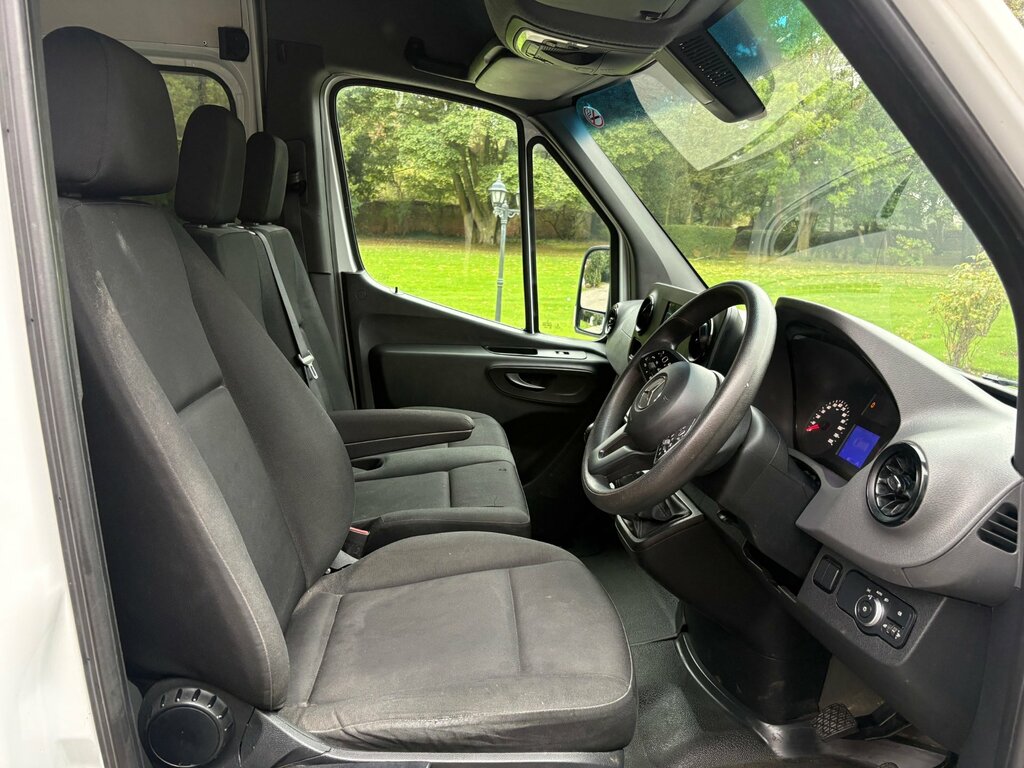 Mercedes-Benz Sprinter 2.0 315 Progressive L2h2 Euro 6 9 Seats Crew Van White #6