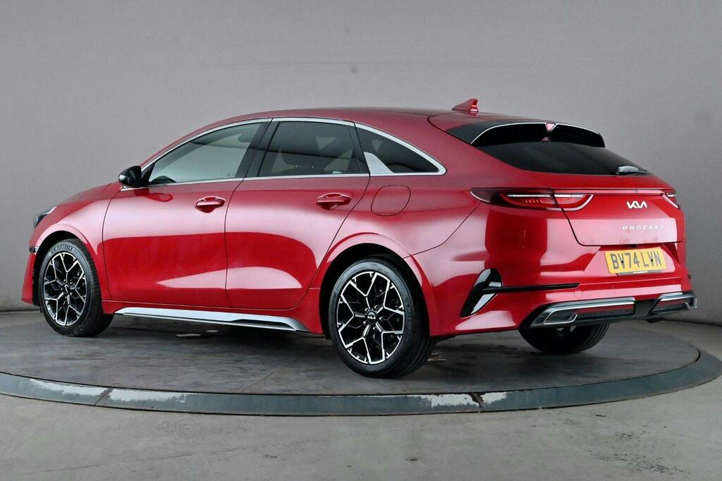 Kia Proceed 1.5 T Gdi Gt Line Shooting Brake Red #4