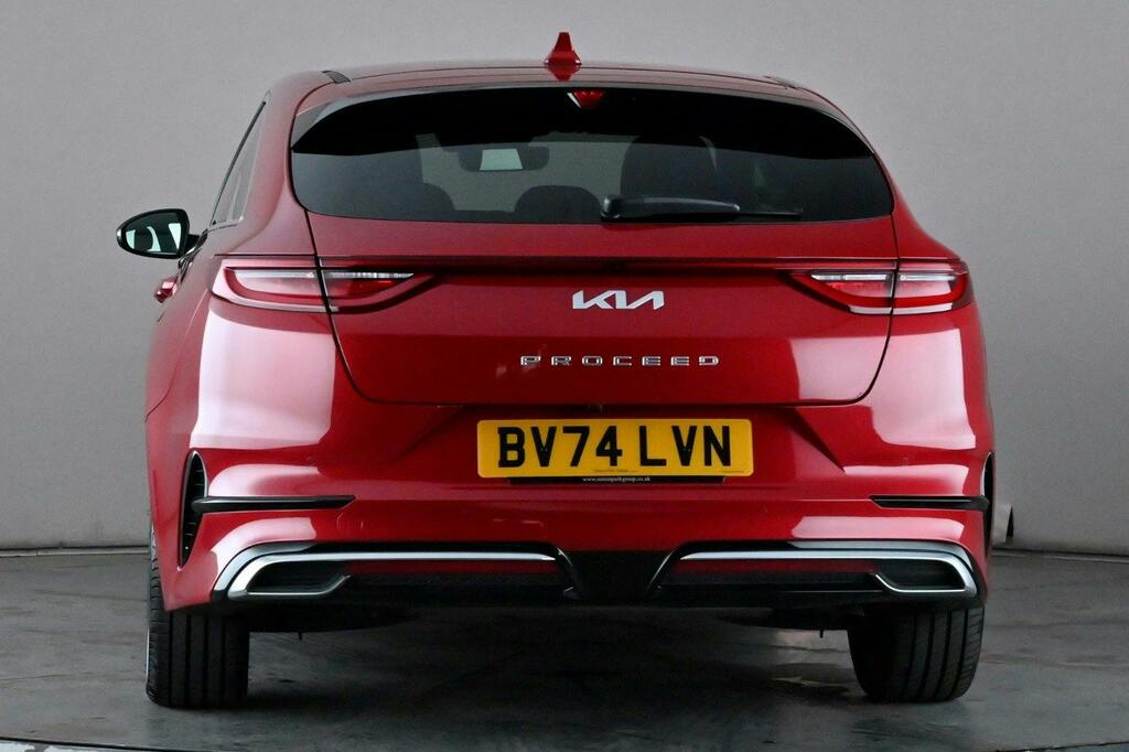 Kia Proceed 1.5 T Gdi Gt Line Shooting Brake Red #5