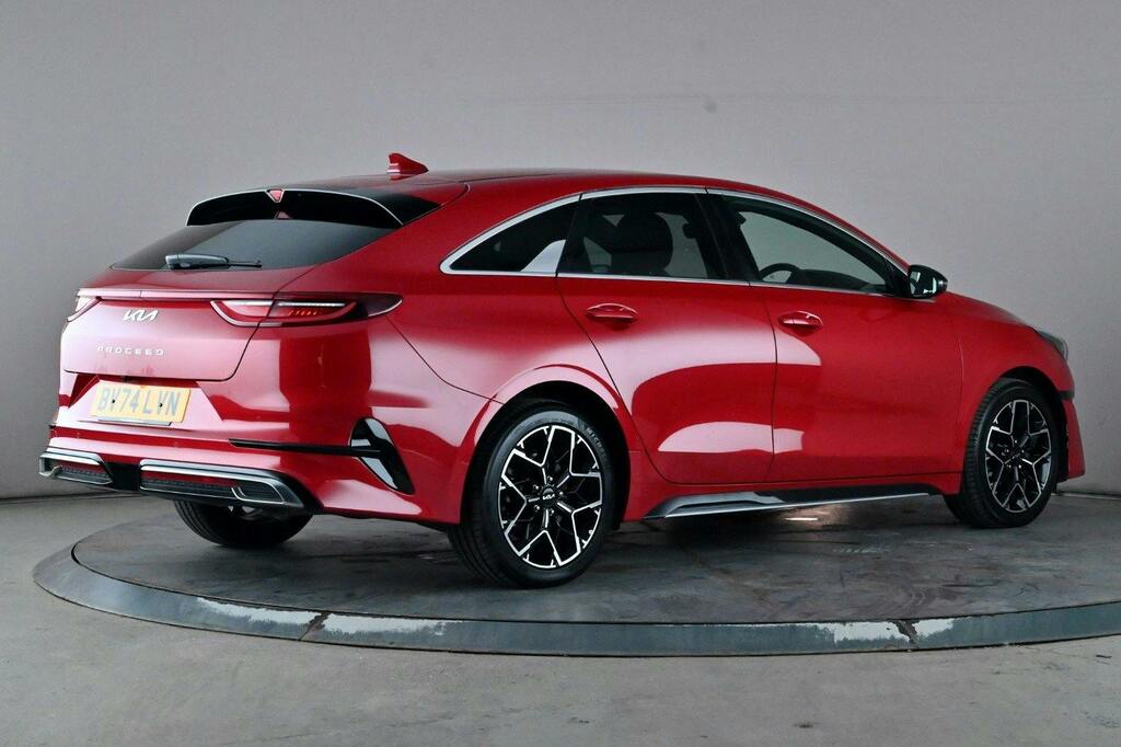 Kia Proceed 1.5 T Gdi Gt Line Shooting Brake Red #6