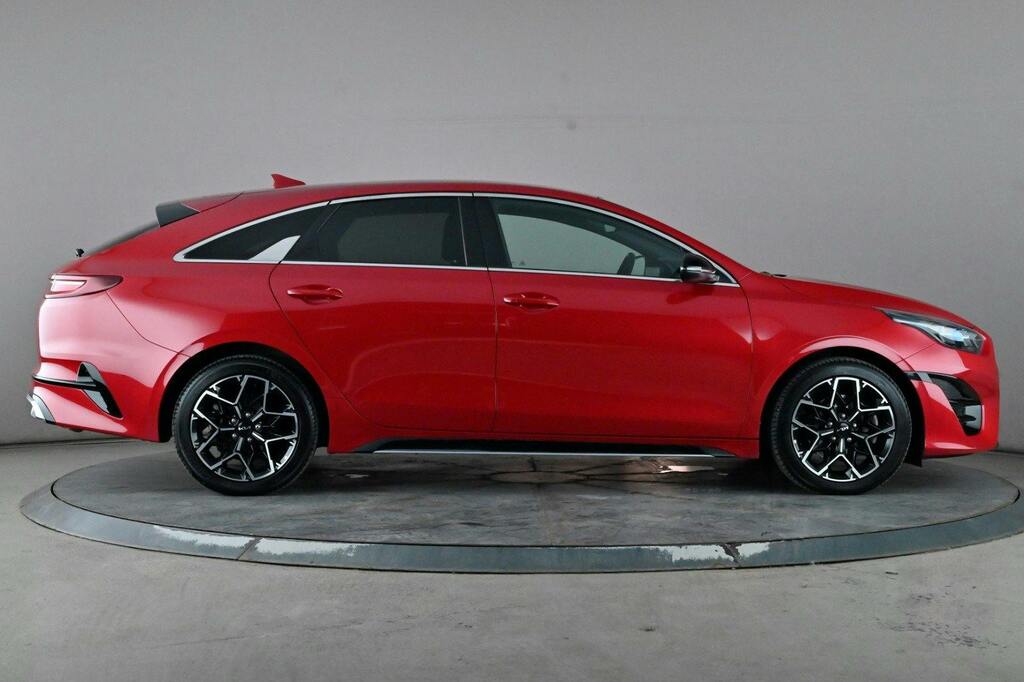 Kia Proceed 1.5 T Gdi Gt Line Shooting Brake Red #3