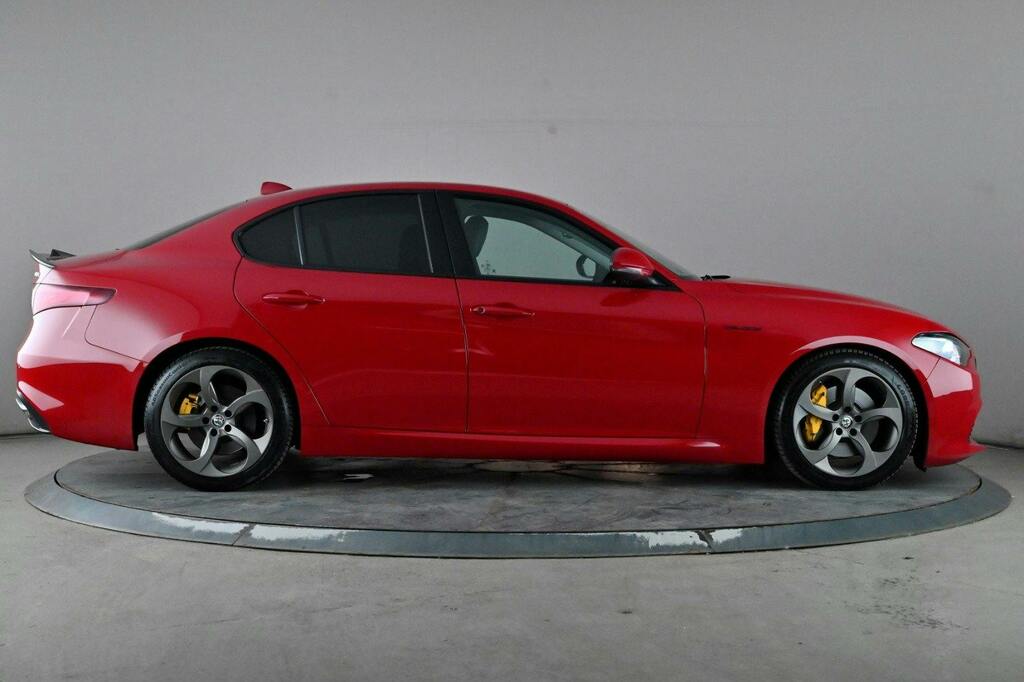 Alfa Romeo Giulia 2.0T Veloce Saloon Ss Red #3