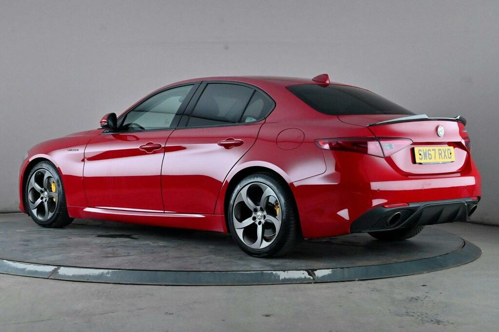 Alfa Romeo Giulia 2.0T Veloce Saloon Ss Red #4