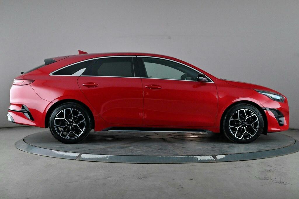 Kia Proceed 1.5 T Gdi Gt Line Shooting Brake Red #3