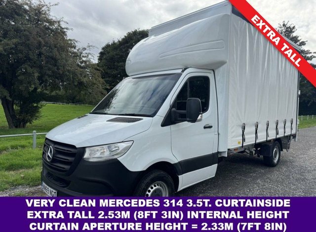 Mercedes-Benz Sprinter 2.1 314Cdi 3.5T. Lwb 4.2M X 2.5M Int. Height Curta White