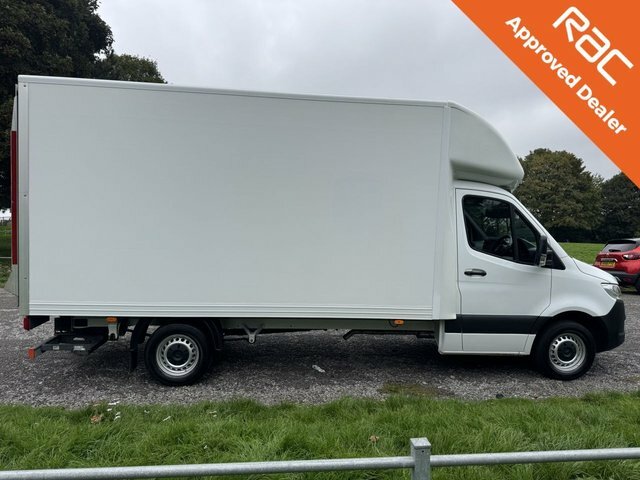 Mercedes-Benz Sprinter 2.0 315Cdi 3.5T. Lwb 4.2M. Luton Large Tail Lift E White