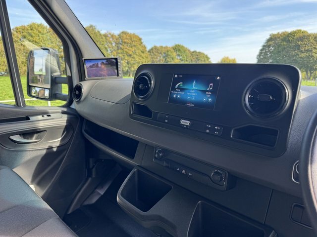 Mercedes-Benz Sprinter 2.0 315Cdi 3.5T Luton Van Body Large Tail Lift Eur White #6