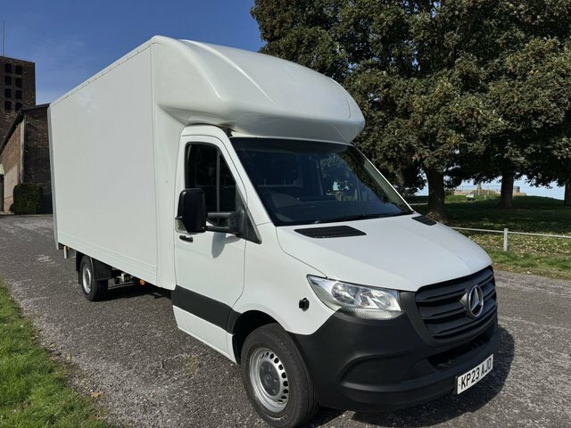 Mercedes-Benz Sprinter 2.0 315Cdi 3.5T Luton Van Body Large Tail Lift Eur White