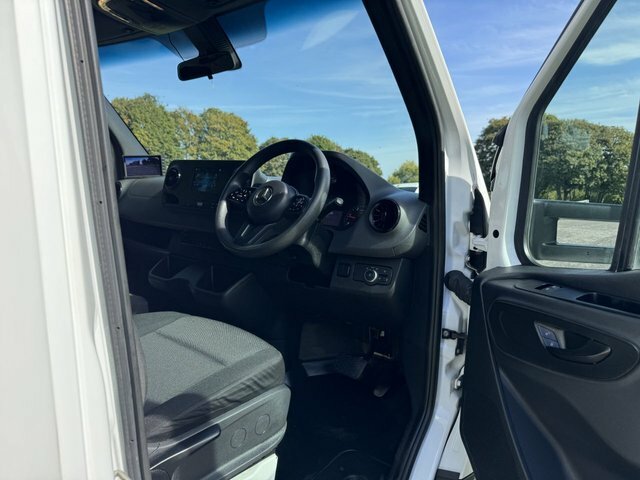 Mercedes-Benz Sprinter 2.0 315Cdi 3.5T Luton Van Body Large Tail Lift Eur White #4