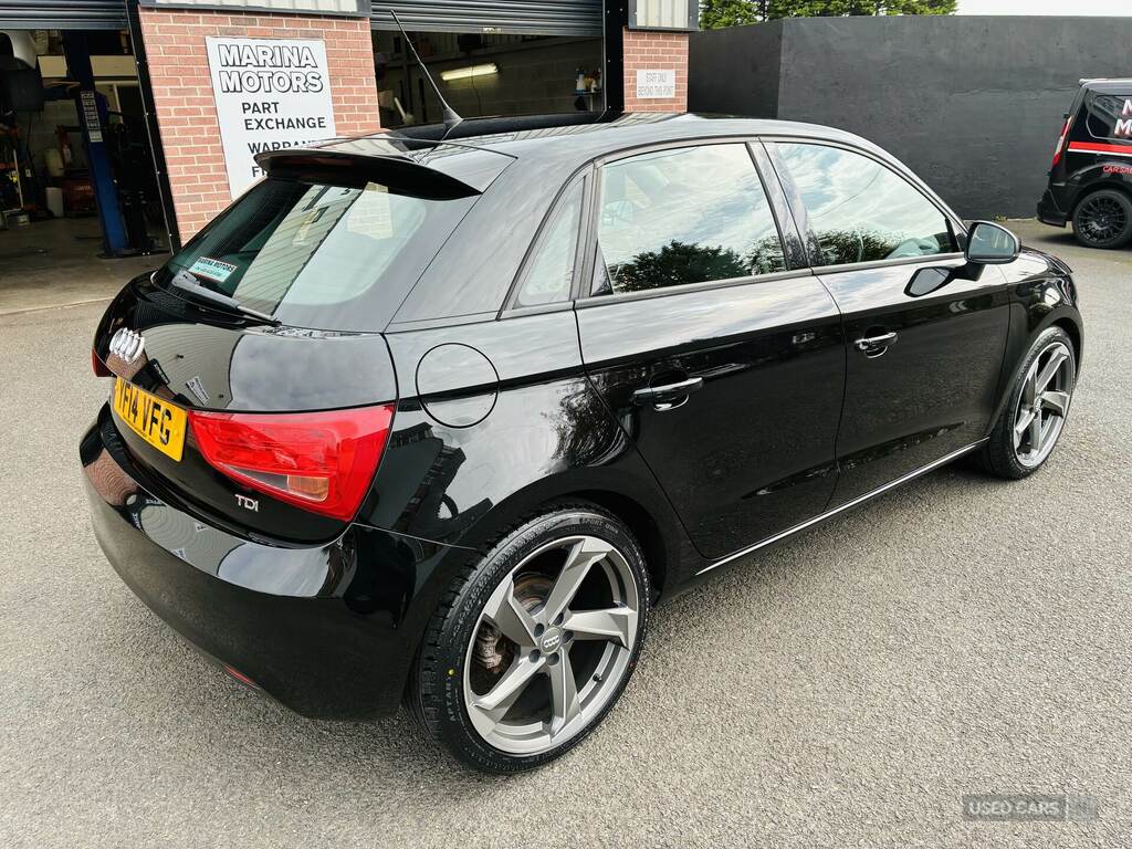 Audi A1 Hatchback 1.6 Tdi Sport Sportback Euro 5 Ss Blue #3