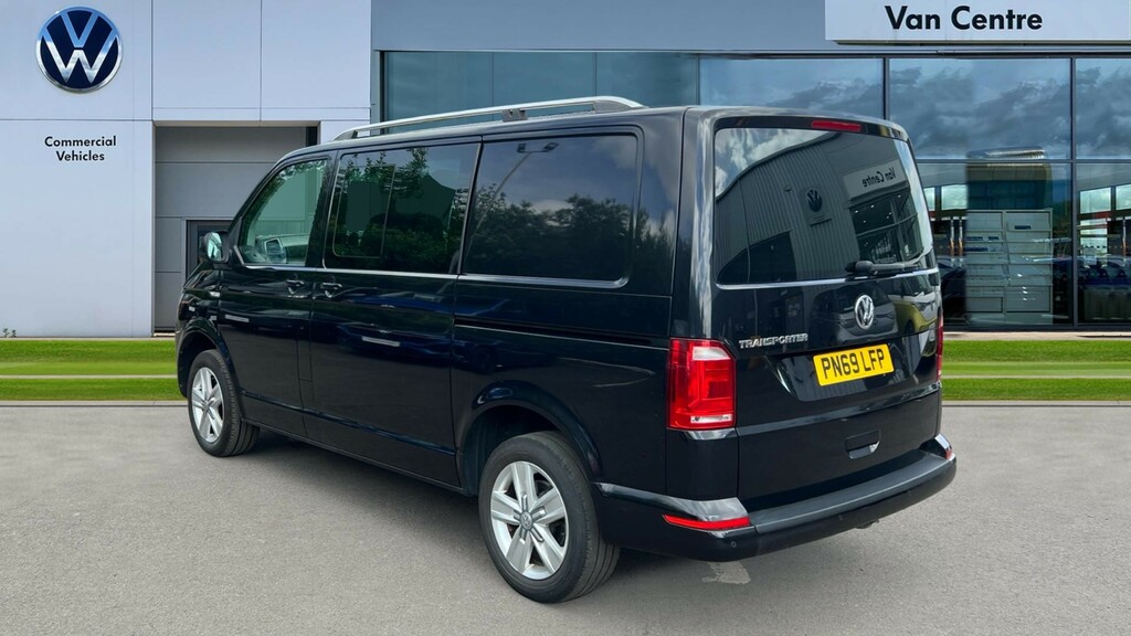 Volkswagen Transporter Transporter 2.0 Tdi Bmt 150 Highline Kombi Van Black #3