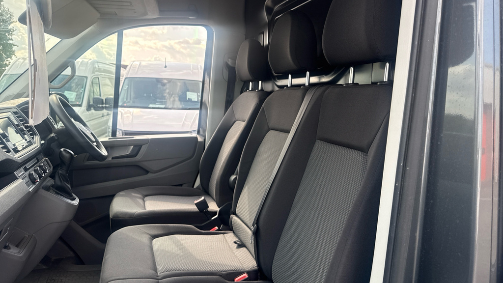 Volkswagen Crafter Crafter 2.0 Tdi 140Ps Commerce Plus High Roof Van Grey #2