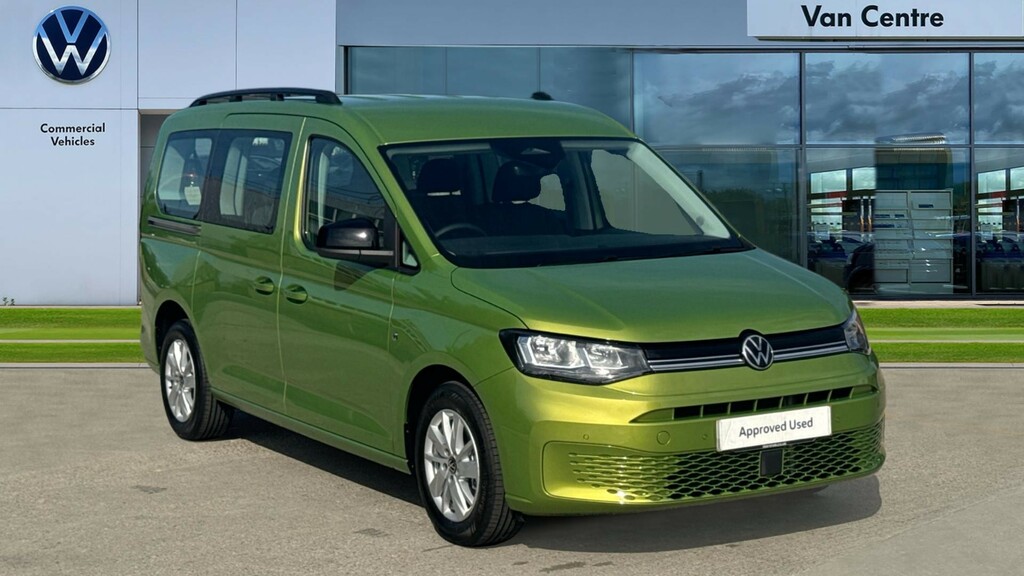 Volkswagen Caddy Maxi Life C20 Caddy Life Maxi 122 Ps 2.0 Tdi 7Sp Dsg Green